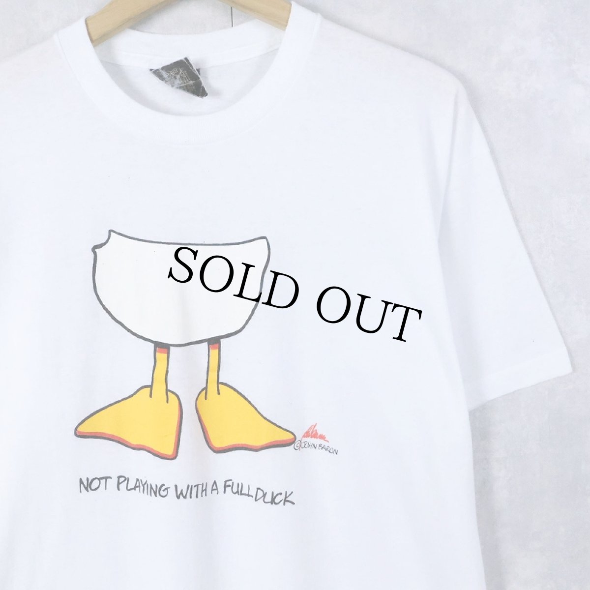 画像1: 90's JOHN BARON USA製 "NOT PLAYING WITH A FULL DUCK" イラストプリントTシャツ XL (1)