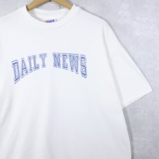 画像1: 90's USA製 "DAILY NEWS" プリントTシャツ XL (1)