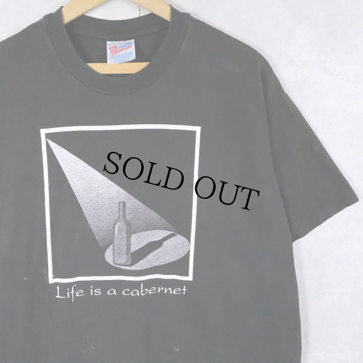 画像1: 90's USA製 "Life is a Cabernet" ワインボトルプリントTシャツ BLACK XL (1)