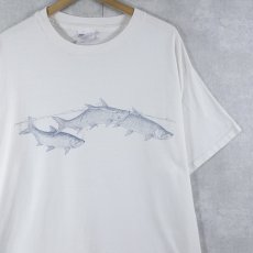 画像1: 90's LIBERTY GRAPHICS USA製 "Alan James Robinson" 魚プリントTシャツ XL (1)