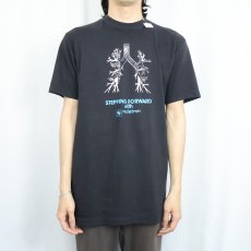 画像2: 80〜90's Nucletron 医療機器メーカー プリントTシャツ BLACK (2)
