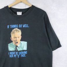 画像1: 2000's Office Space "IF THINGS GO WELL,..." コメディ映画プリントTシャツ XL (1)