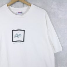 画像1: Amor Ministries "With just a few nails,..." 非営利団体 プリントTシャツ XL (1)