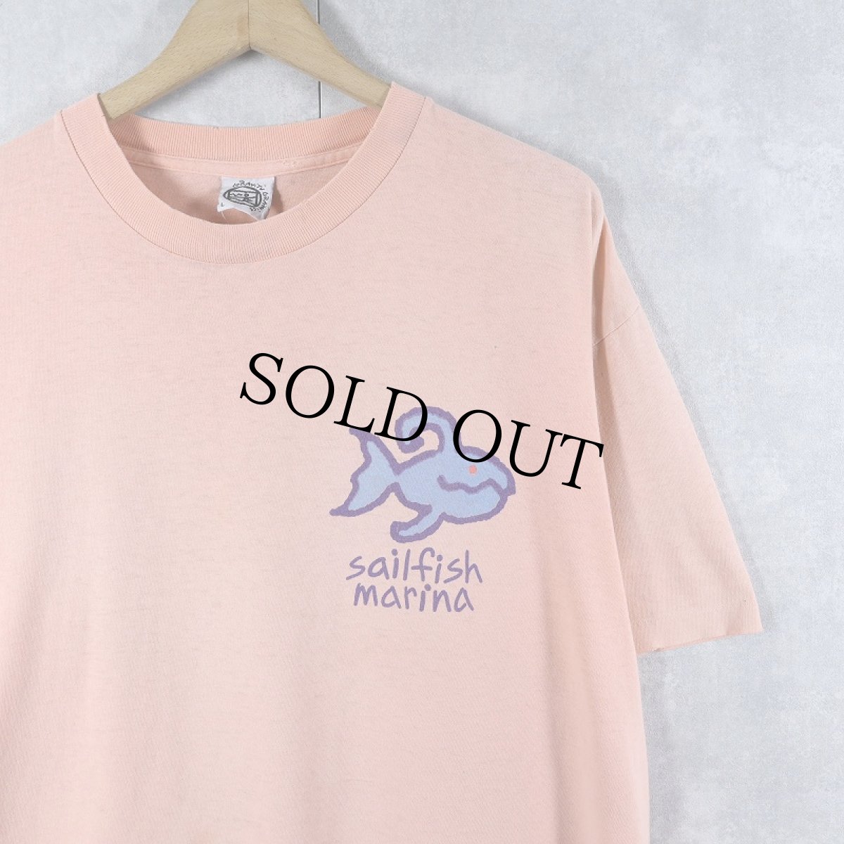 画像2: 90's GRAVITY GRAPHICS USA製 "sailfish marina" 魚イラストプリントTシャツ L (2)