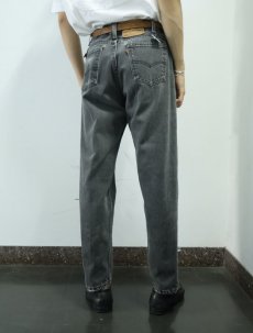 画像3: 90's Levi's 550 USA製 "サルファブラック" ブラックデニムパンツ W33 (3)
