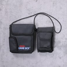 画像1: 90's Nintendo GAME BOY ロゴ刺繡 トラベルバッグ BLACK (1)