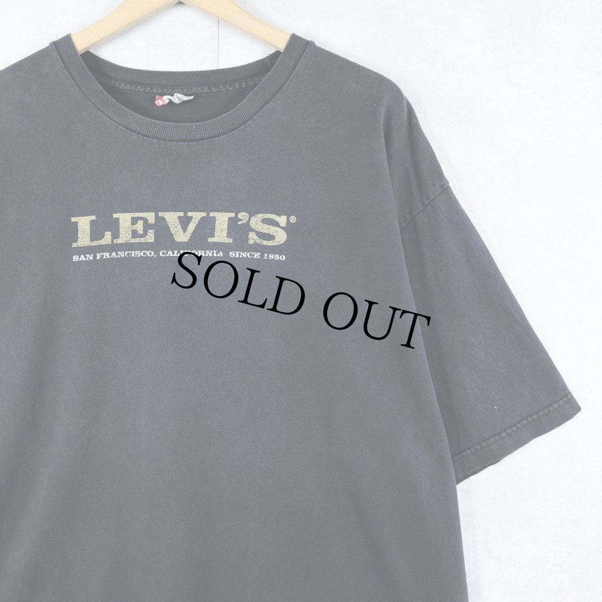 画像1: Levi's RED TAB ロゴプリントTシャツ BLACK XL (1)
