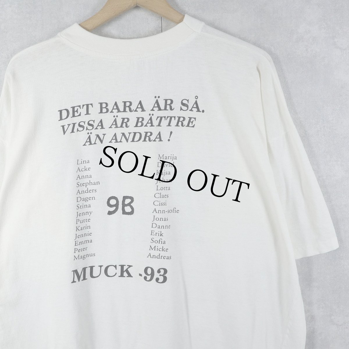 画像2: 90's "VARJE DAG FODS EN NY LARARE ANVAND KONDOM" エロプリントTシャツ XL (2)