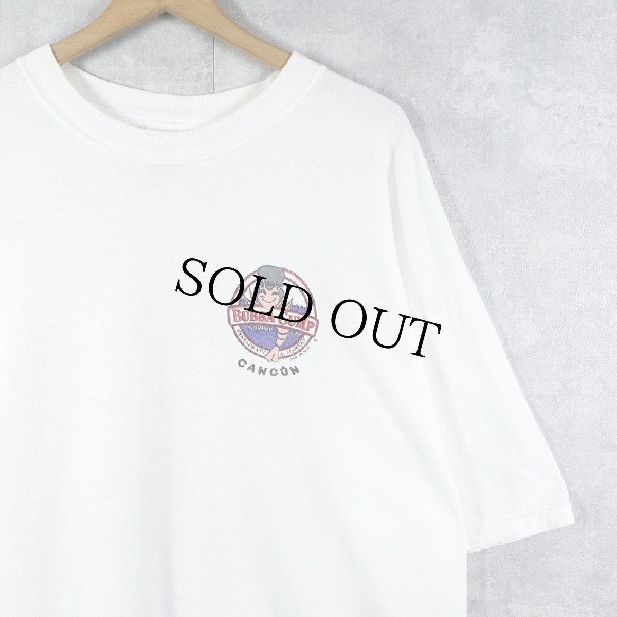 画像1: 2000's Bubba Gump Shrimp Co. レストランプリントTシャツ XXL (1)