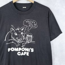 画像1: 80's POMPONI'S CAFE USA製 "Where's the GirL?" イラストプリントTシャツ BLACK L (1)