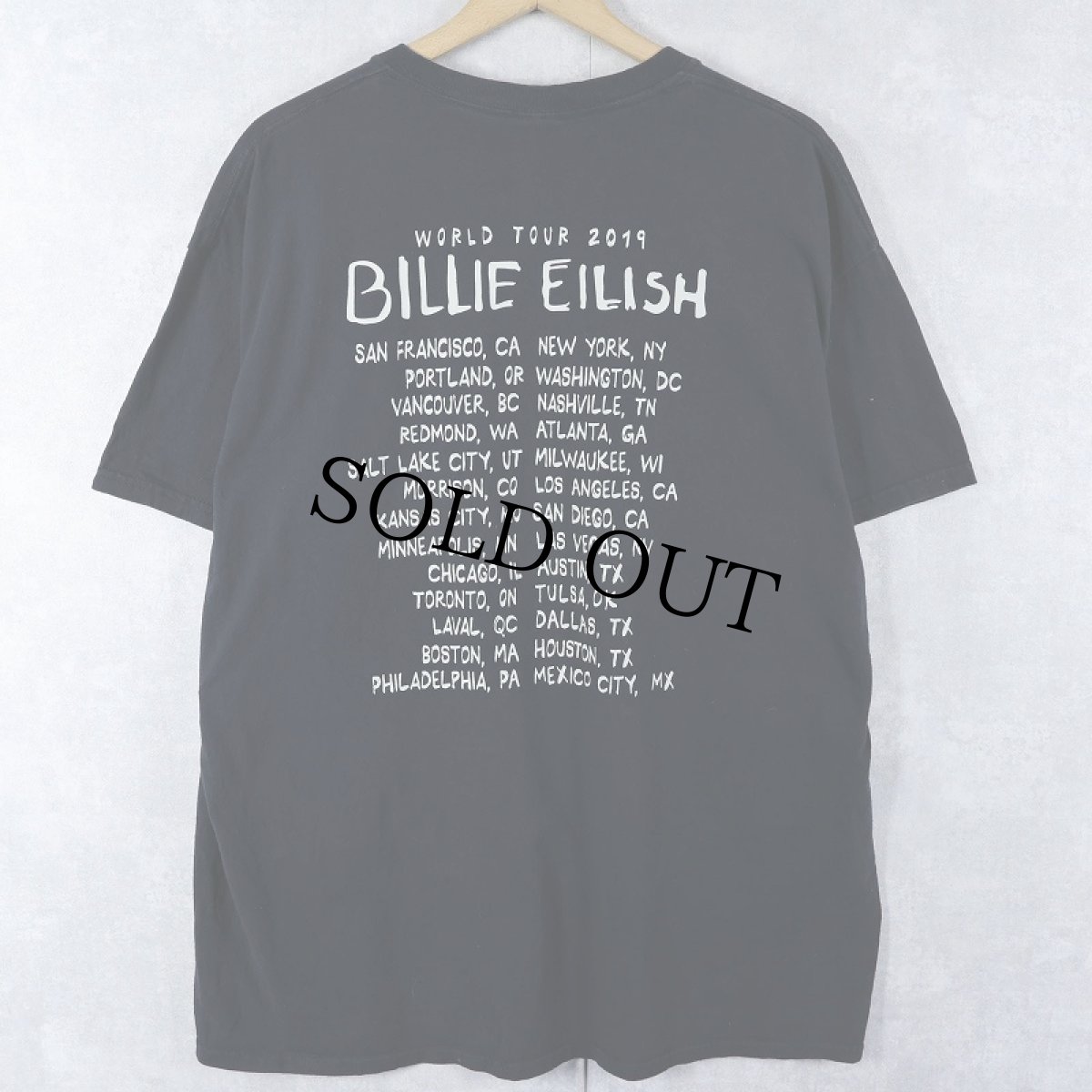 画像2: Billie Eilish "When We All Fall Asleep, Where Do We Go?" ミュージシャンツアーTシャツ BLACK XL (2)