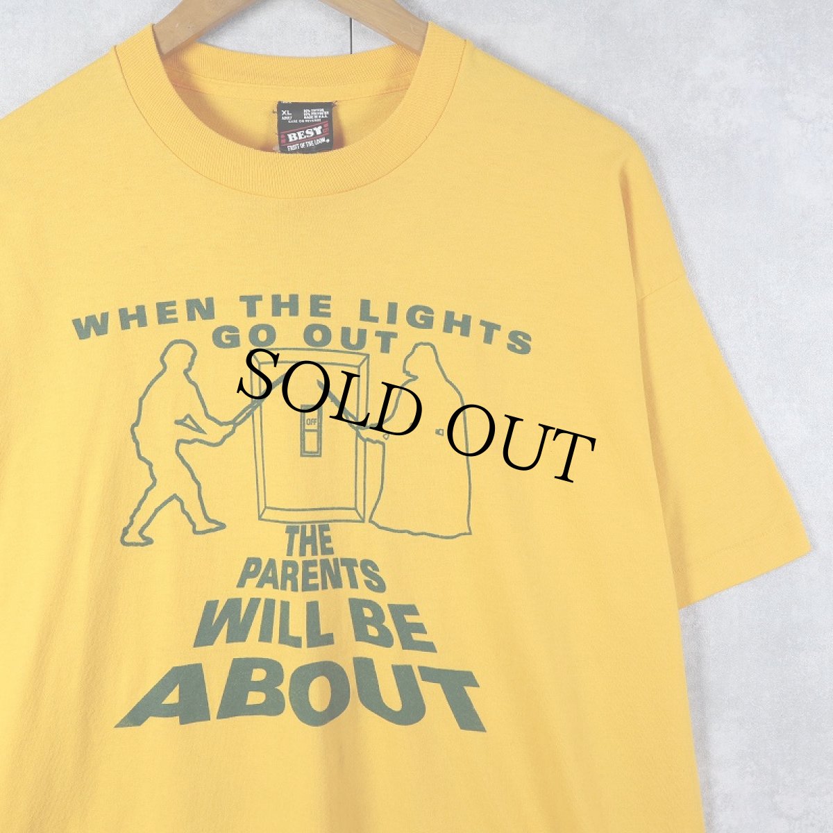 画像1: 90's STARWARS USA製 "WHEN THE LIGHTS GO OUT..." パロディプリントTシャツ XL (1)