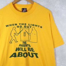 画像1: 90's STARWARS USA製 "WHEN THE LIGHTS GO OUT..." パロディプリントTシャツ XL (1)
