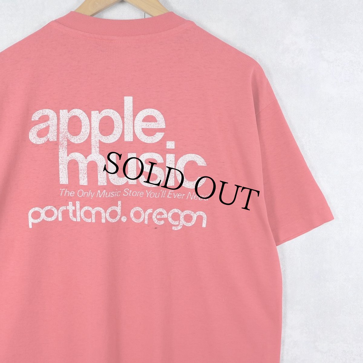 画像2: 90's USA製 "Apple Music" ギターショッププリントTシャツ L (2)