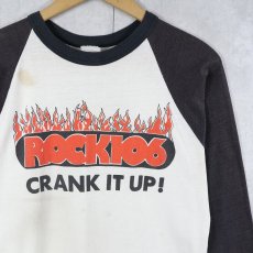 画像2: 80's BANTAMS "ROCK106 CRANK IT UP!" スカルプリント ラグランTシャツ M (2)