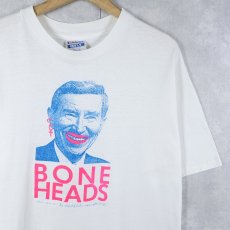 画像1: 80's USA製 "BONE HEADS" 風刺イラストプリントTシャツ XL (1)