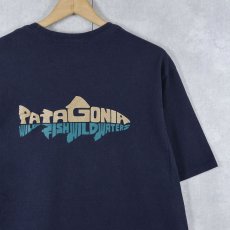 画像1: Patagonia "Wild Fish Wild Waters" プリントポケットTシャツ NAVY M (1)