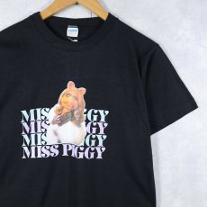 画像1: 70〜80's Champion バータグ USA製 "MUPPETS Miss Piggy" キャラクタープリントTシャツ BLACK M (1)