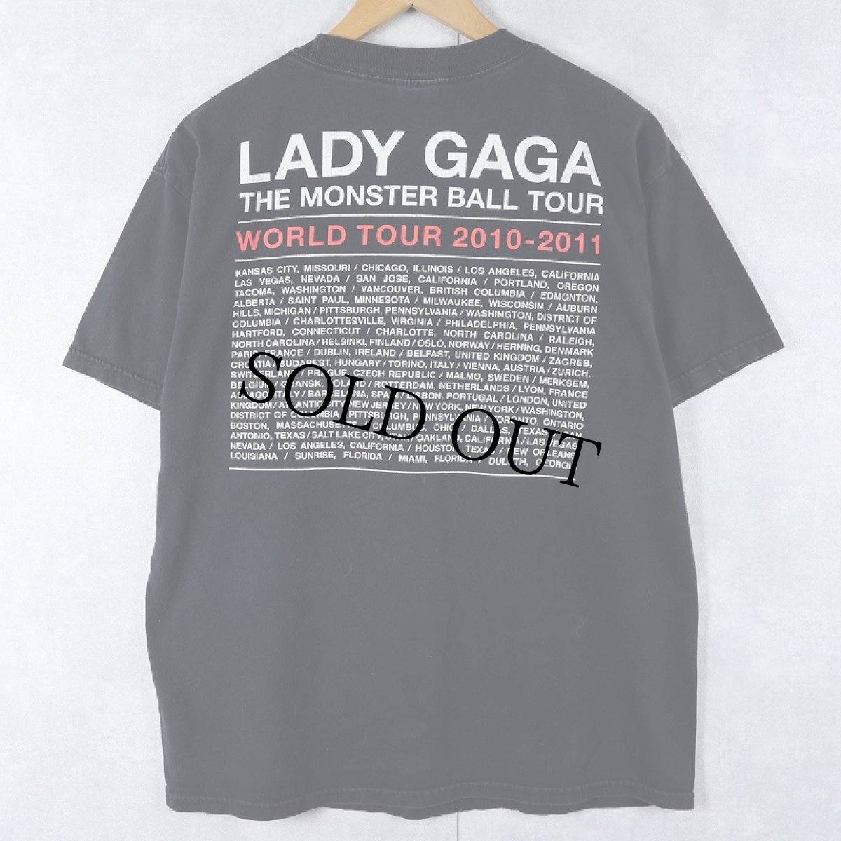画像2: 2009 LADY GAGA "MONSTER BALL TOUR" ミュージシャンツアープリントTシャツ BLACK L (2)