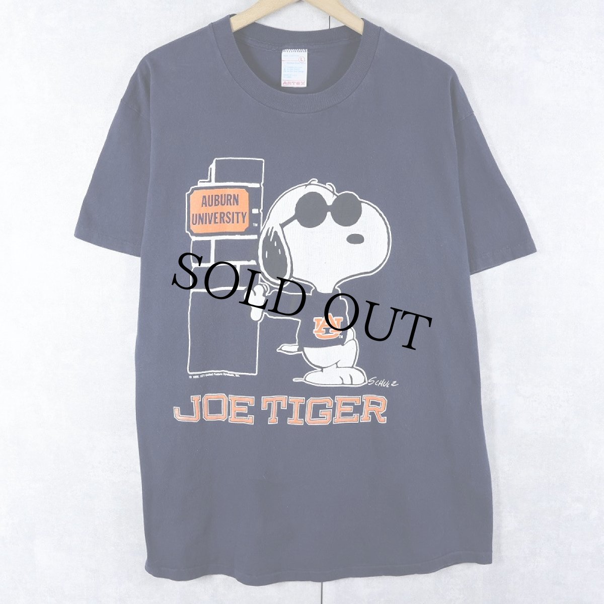 画像1: 80's SNOOPY USA製 "JOE COOL" パロディキャラクタープリントTシャツ NAVY L (1)