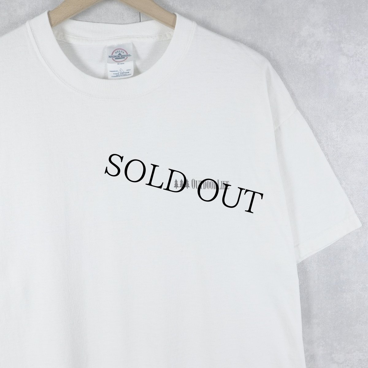 画像1: 2000's USA製 "Outdoor Life" マガジンプリントTシャツ L (1)