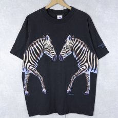 画像1: 90's Henry Vilas Zoo USA製 シマウマ 巻きプリントTシャツ BLACK L (1)
