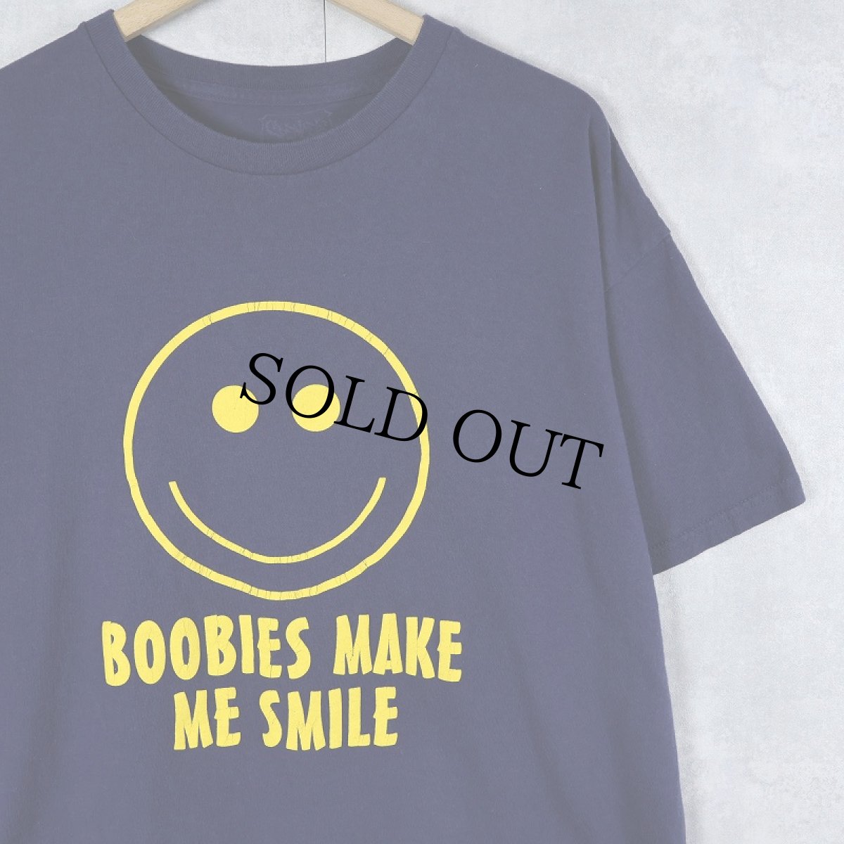 画像1: "BOOBIES MAKE ME SMILE" スマイルプリント ジョークTシャツ NAVY XL (1)