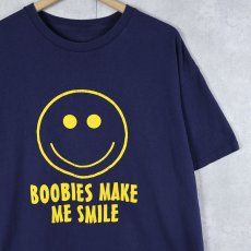 画像1: "BOOBIES MAKE ME SMILE" スマイルプリント ジョークTシャツ NAVY XL (1)