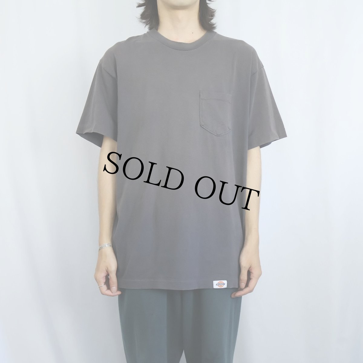 画像2: 90's Dickies USA製 無地フェード ポケットTシャツ BLACK XL (2)