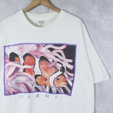 画像1: 90's DOWN TO EARTH PRODUCTS USA製 カクレクマノミ プリントTシャツ XL (1)