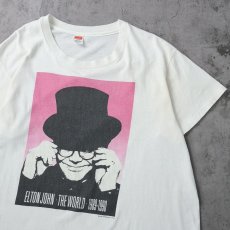 画像1: 80's ELTON JOHN USA製 "THE WORLD 1989-1990" ミュージシャンツアーTシャツ L (1)