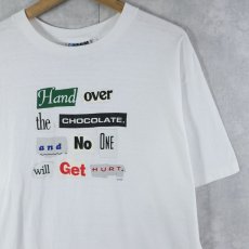 画像1: 90's USA製 "Hand over the chocolate. and No One will Get HURT." プリントTシャツ XL (1)