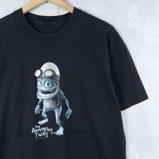 画像1: "The Annoying Thing" キャラクタープリントTシャツ BLACK (1)
