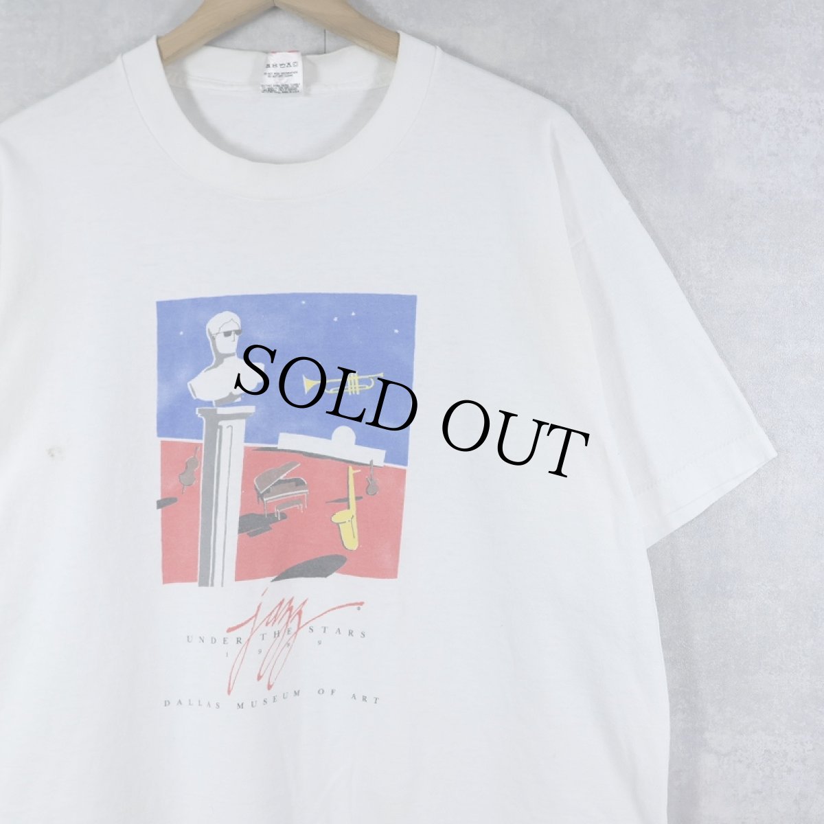 画像1: 80's〜 USA製 "UNDER THE STARS DALLAS MUSIUM OF ART" プリントTシャツ XL (1)
