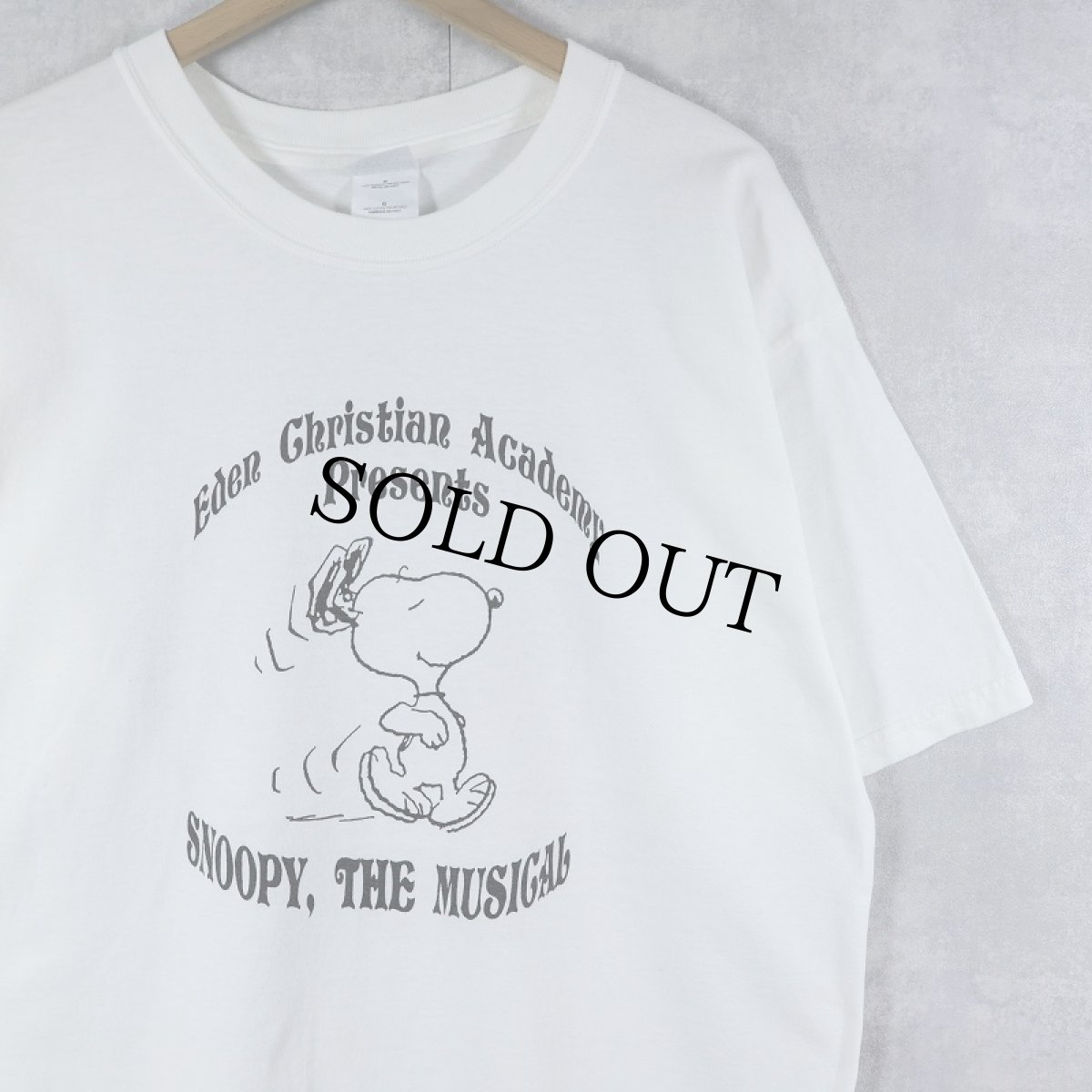 画像1: SNOOPY "Eden Chrristian Academy Presents SNOOPY THE MUSICAL" キャラクタープリントTシャツ L (1)