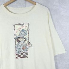 画像1: Alice in Wonderland "Mad Hatter" キャラクターイラストTシャツ (1)