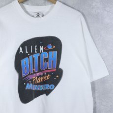 画像1: 2000's "ALIEN BITCH FROM Planet MENSTRO" ジョークプリントTシャツ XL (1)