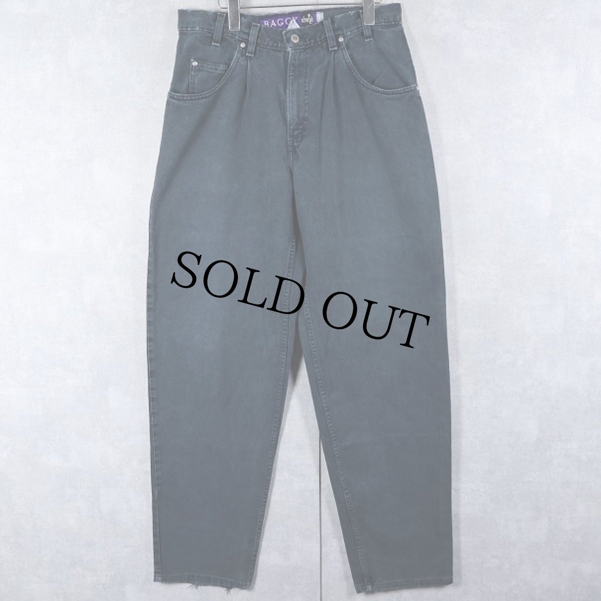 画像1: 90's Levi's SILVERTAB USA製 "BAGGY" ブラックデニムパンツ W33 (1)