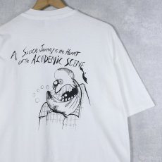 画像2: 90's Ralph Steadman USA製 "Beer and Loafing in Charlottesville" パロディプリントTシャツ XL (2)