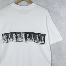 画像2: 90's EADWEARD MUYBRIDGE USA製 "THE HUMAN FIGURE IN MOTION" アートプリントTシャツ M (2)