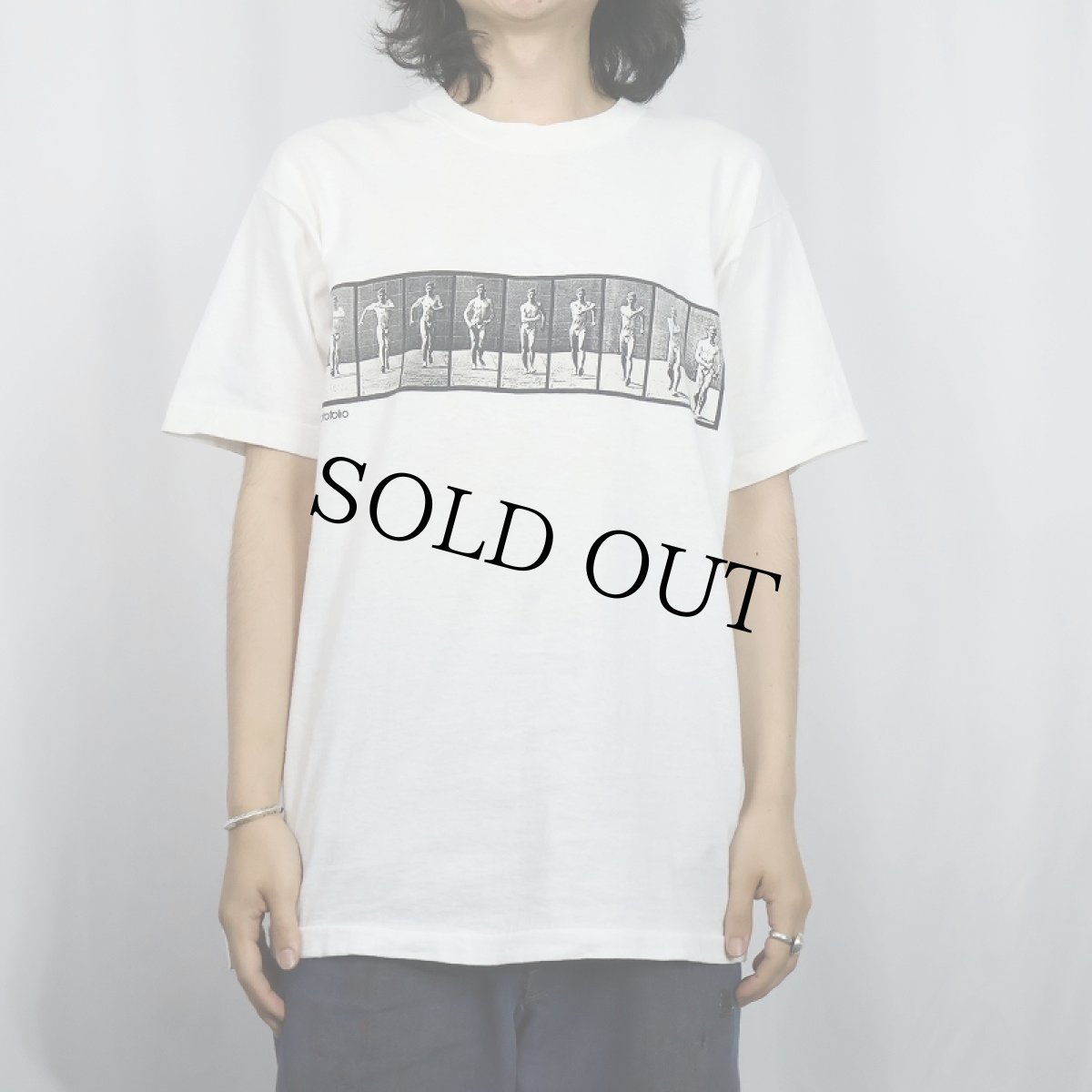 画像3: 90's EADWEARD MUYBRIDGE USA製 "THE HUMAN FIGURE IN MOTION" アートプリントTシャツ M (3)