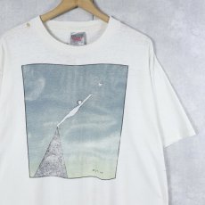 画像1: 90's Richard Stine USA製 "Man Reaching For A Star" アートプリントTシャツ L (1)
