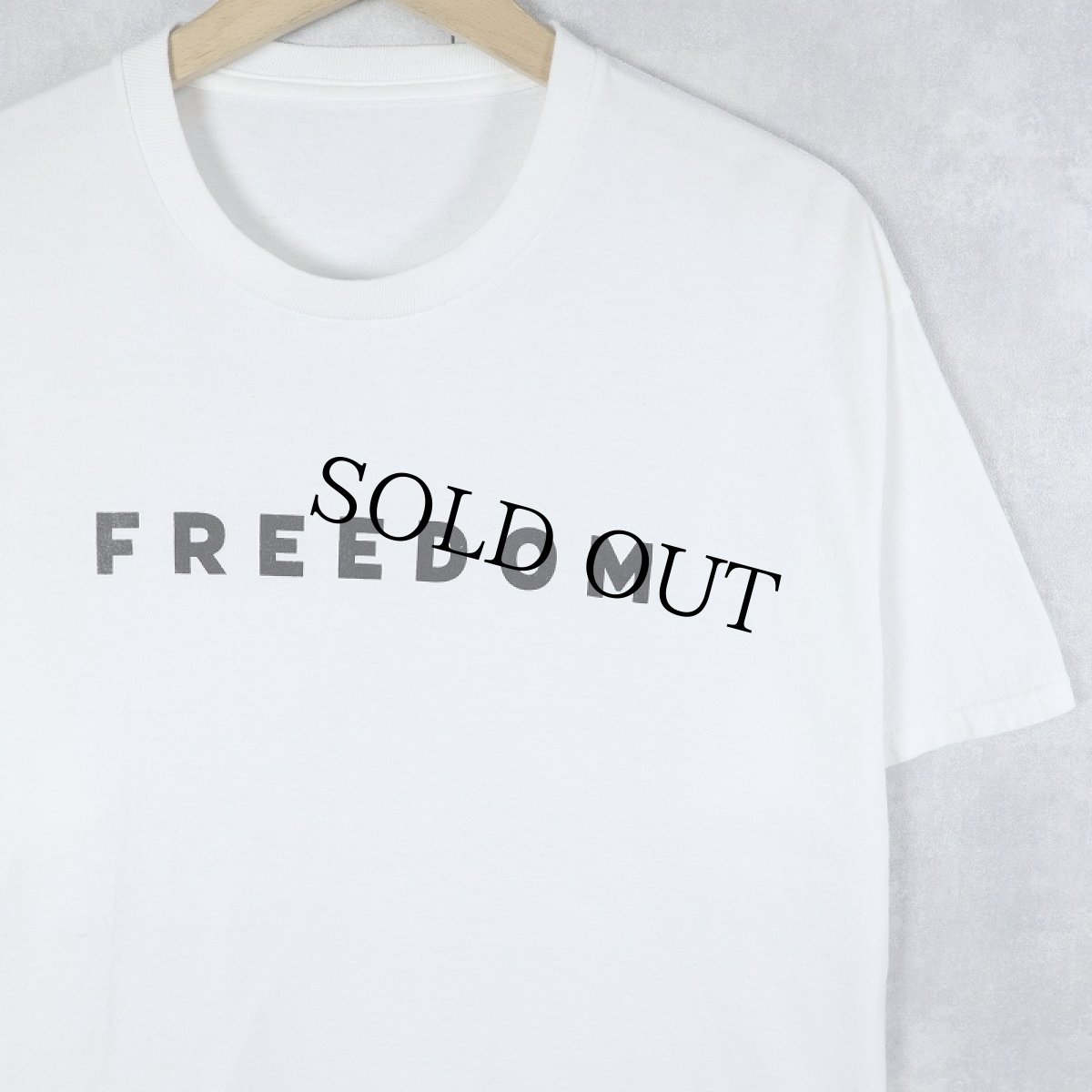 画像1: "FREEDOM" メッセージプリントTシャツ (1)