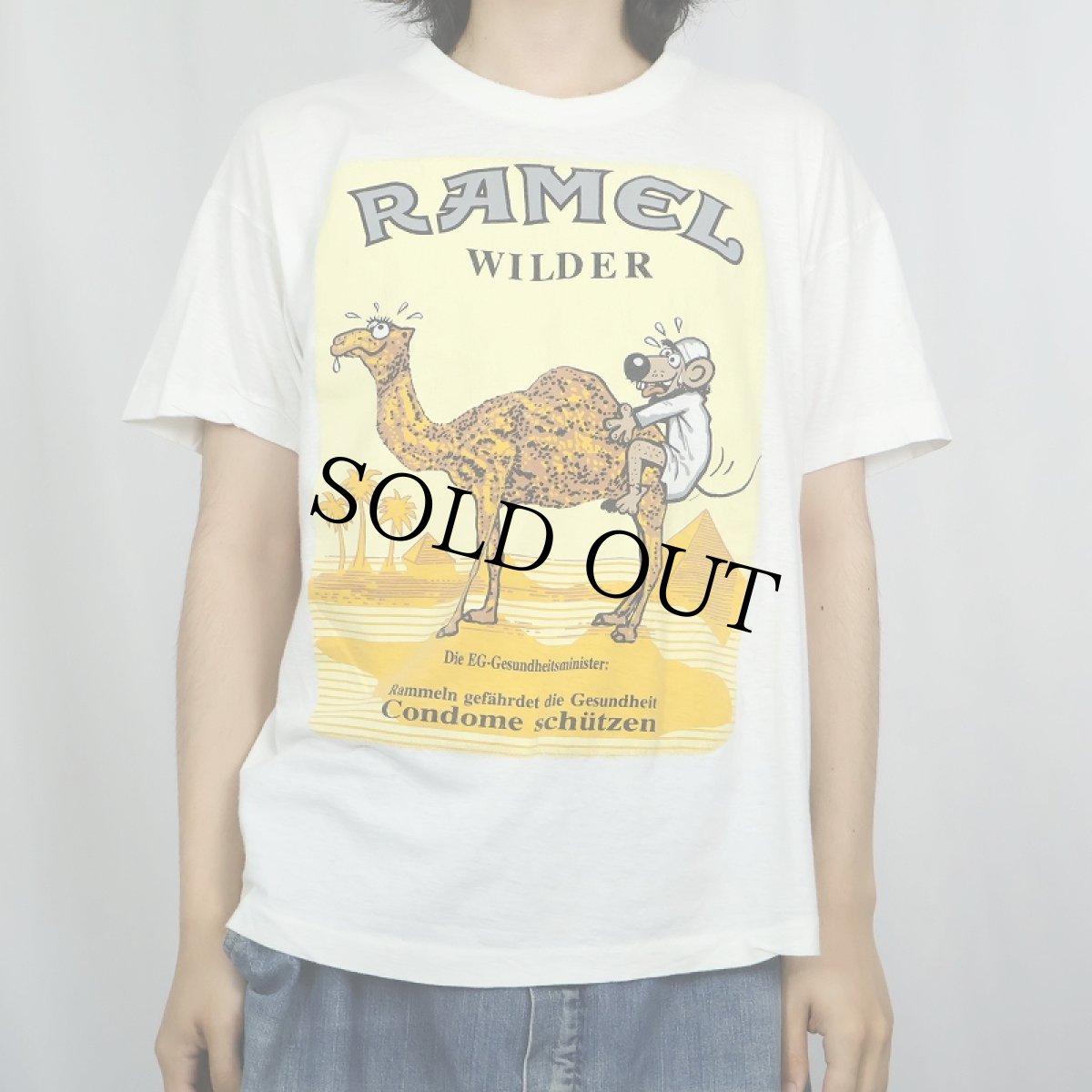 画像2: 90's "RAMEL WILDER" タバコ企業パロディ エロプリントTシャツ M (2)