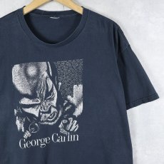 画像1: George Carlin "Simon Says... Go Fuck Yourself." コメディアンイラストプリントTシャツ (1)