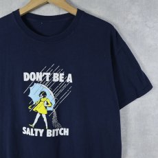 画像1: Morton Salt "DONT BE A SALTY BITCH" 塩メーカー プリントTシャツ NAVY (1)