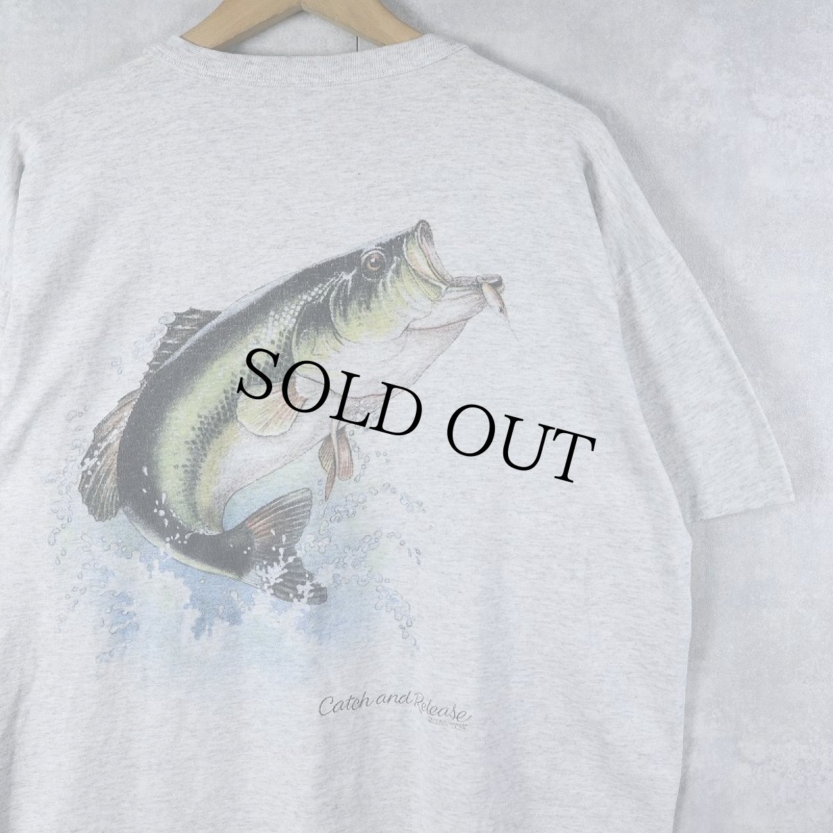 画像2: 80's USA製 "Catch and Release" 魚プリントTシャツ XL (2)