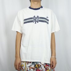 画像2: NIKE New York Yankees ロゴプリントTシャツ (2)