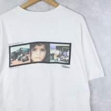 画像2: Amor Ministries "With just a few nails,..." 非営利団体 プリントTシャツ XL (2)