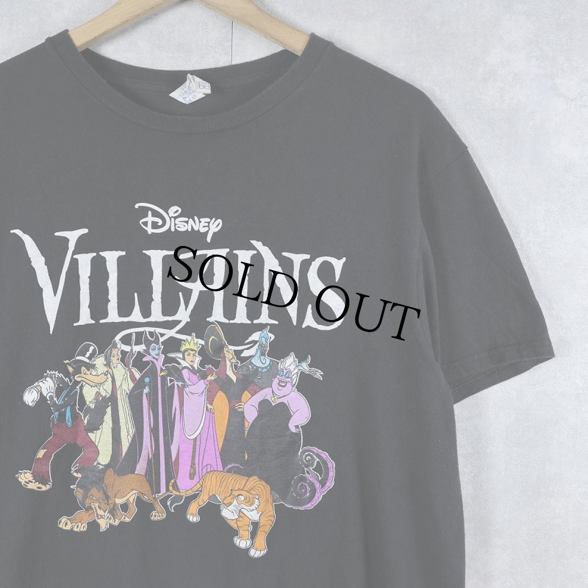 画像1: Disney VILLANS キャラクタープリントTシャツ BLACK M (1)